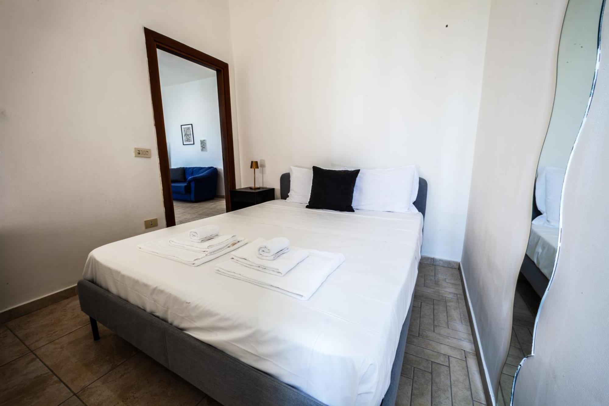 Mh Suites Rooms Apartments บาโคลี ห้อง รูปภาพ