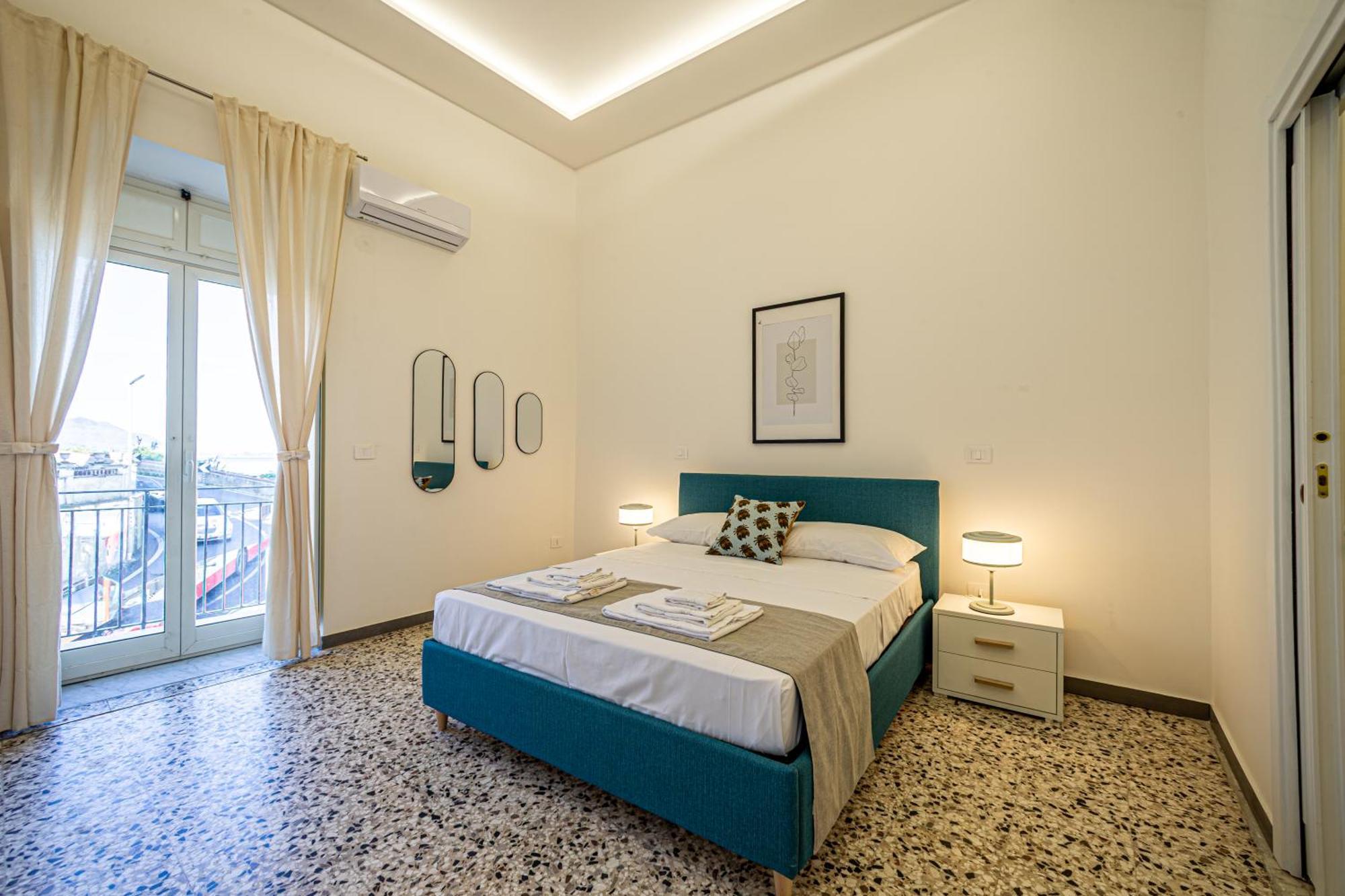 Mh Suites Rooms Apartments บาโคลี ภายนอก รูปภาพ