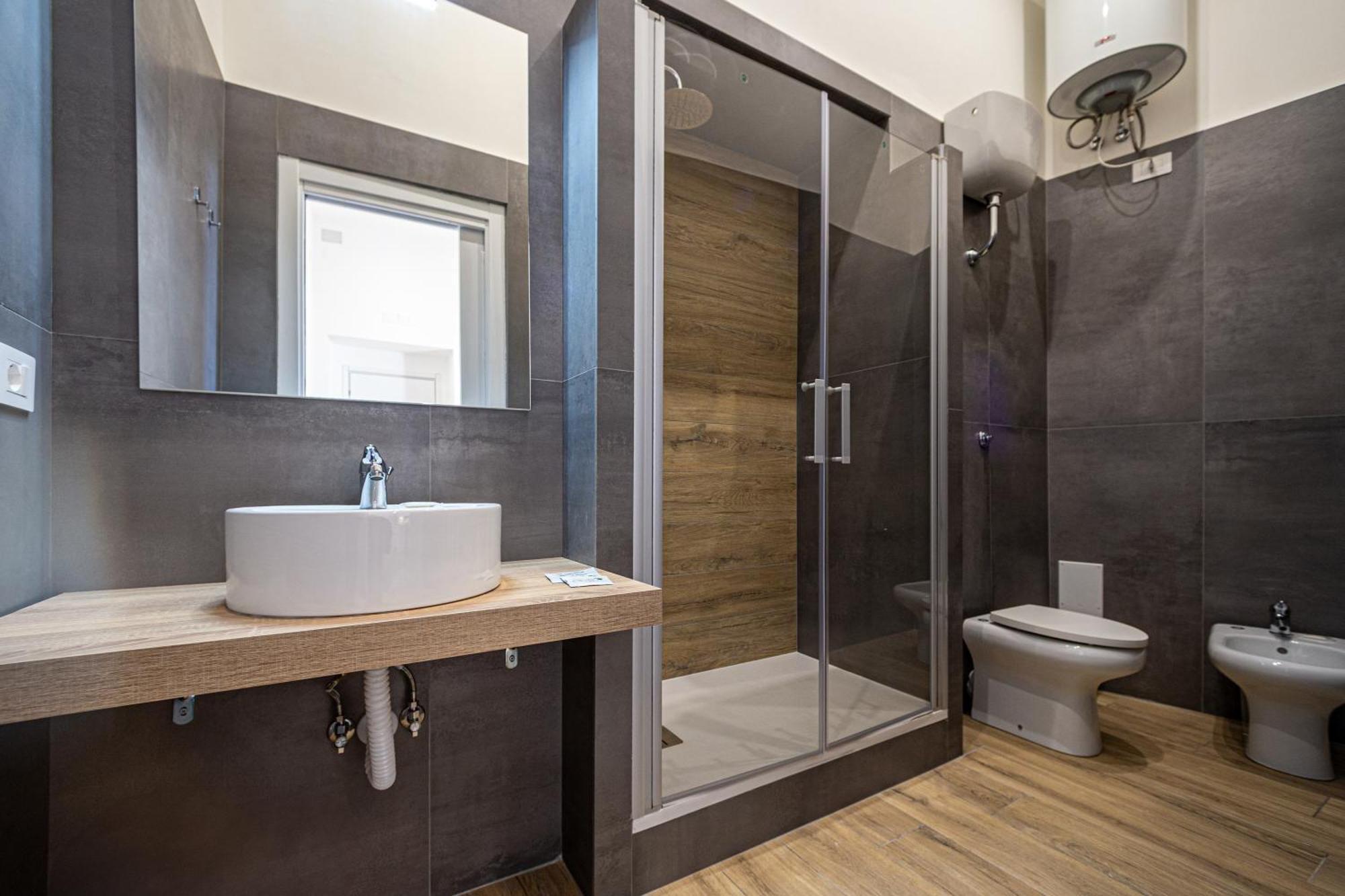 Mh Suites Rooms Apartments บาโคลี ภายนอก รูปภาพ